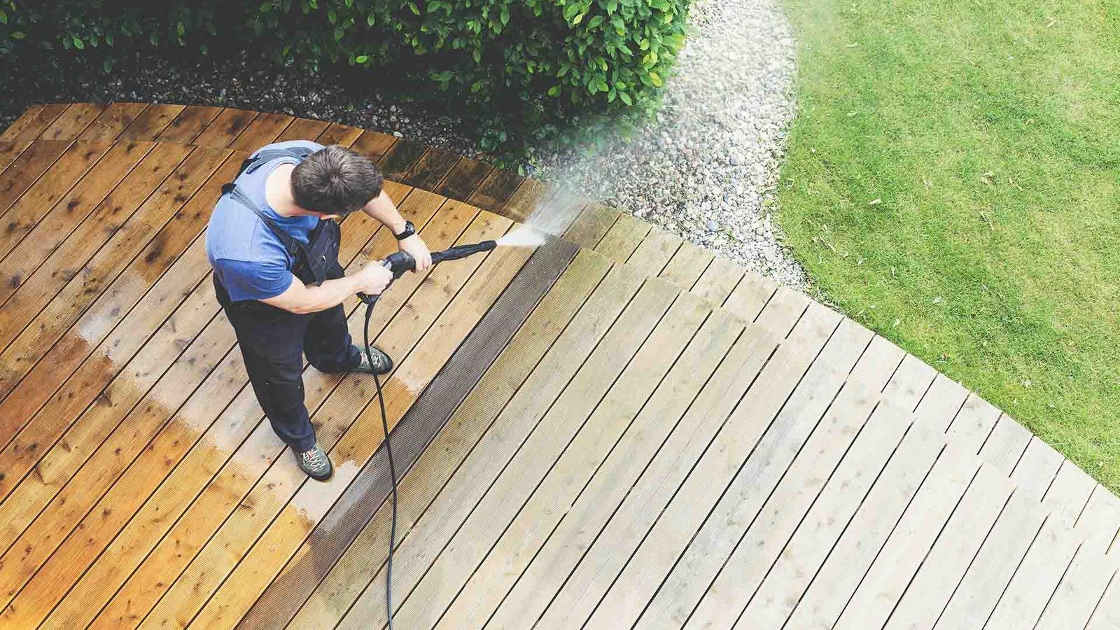 Cleaning Outdoor Spaces with Natural Products