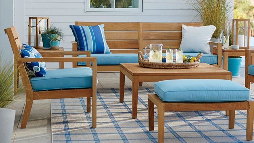 How to Clean Outdoor Furniture with Environmentally Friendly Products