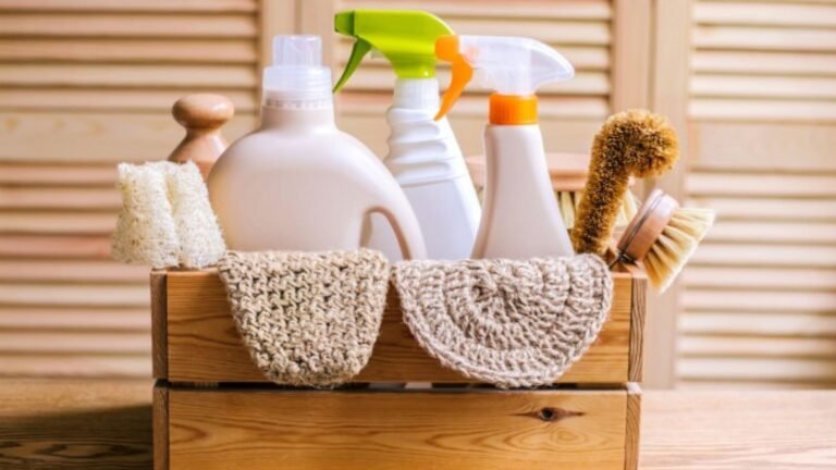 Sustainable Cleaning Cloths and Brushes